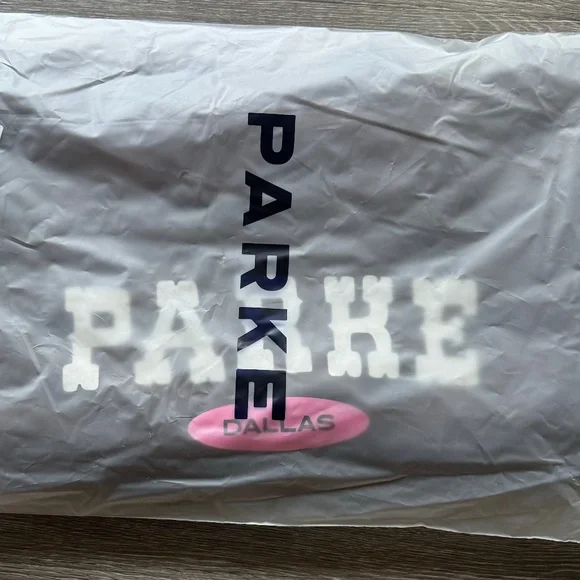 PARKE Dallas Signature Mockneck NWT - Picture 6 of 7